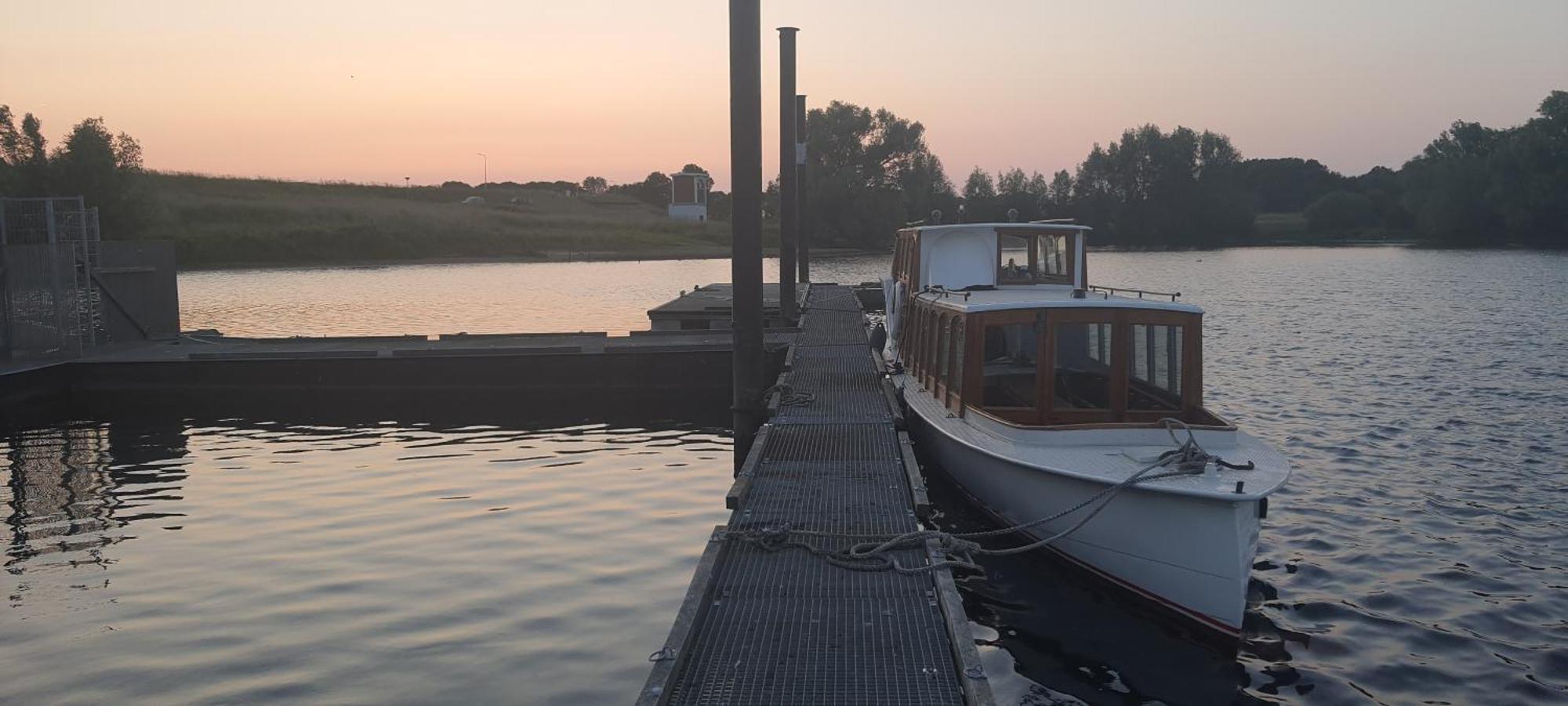 Sientjes Boetiekhotel Kerkdriel Exteriör bild